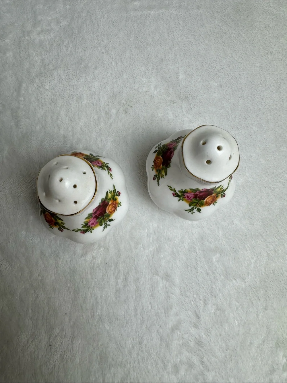 Royal Albert England - Old Country Roses - Salt and Pepper Shakers - 3 inches